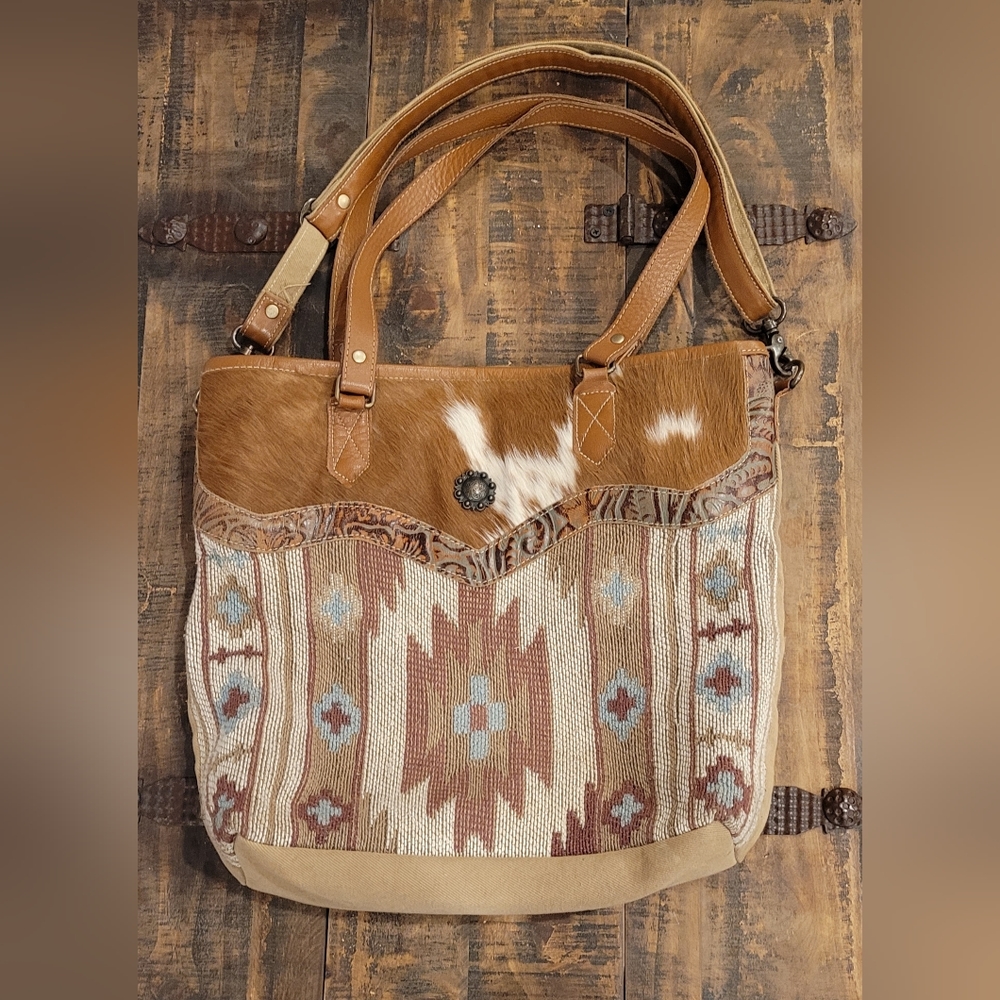 Myra Bag